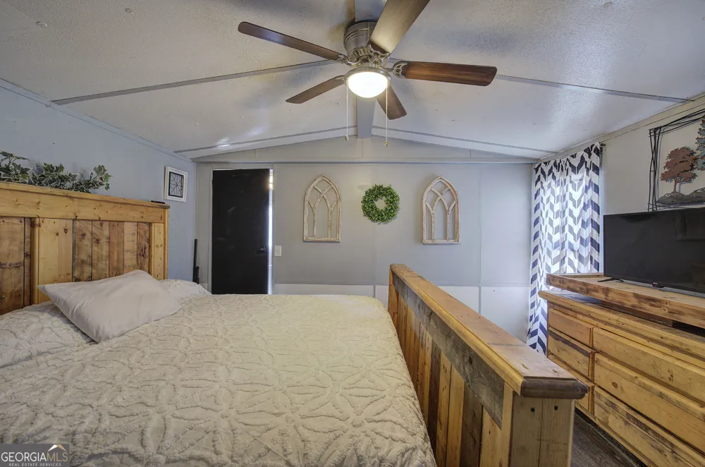 676 Flowery Branch RD Kingston, GA 30145