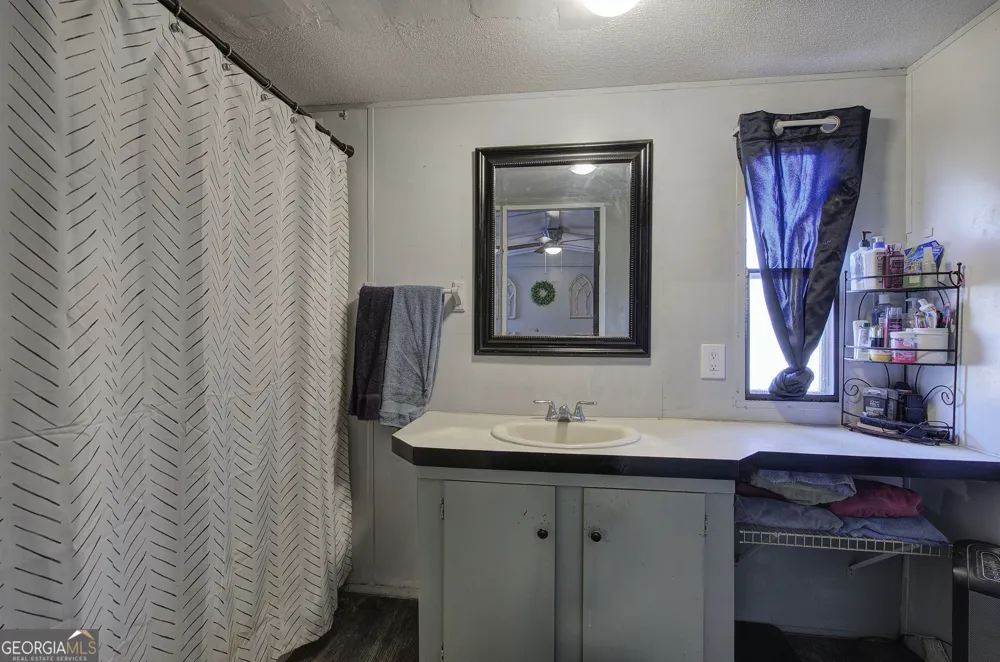 676 Flowery Branch RD Kingston, GA 30145