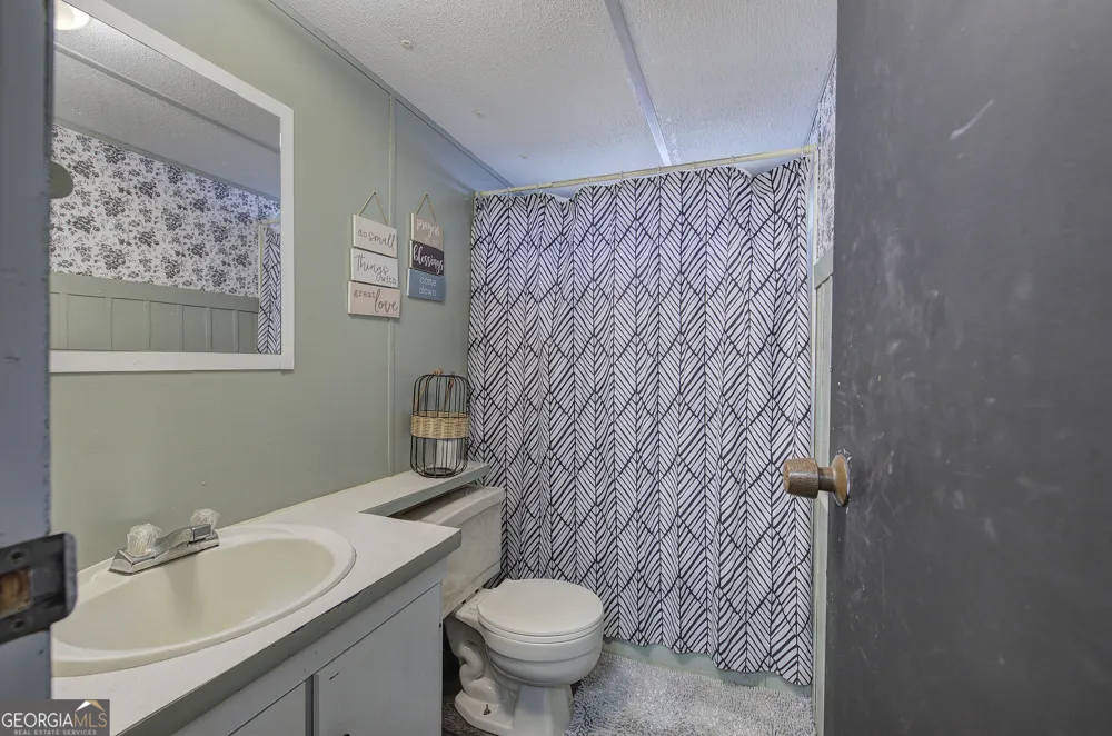 676 Flowery Branch RD Kingston, GA 30145