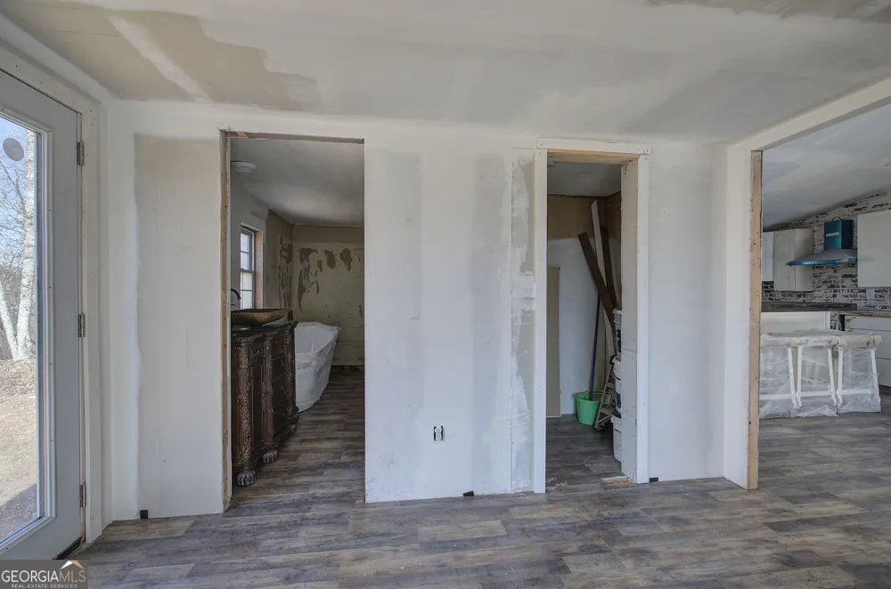 676 Flowery Branch RD Kingston, GA 30145