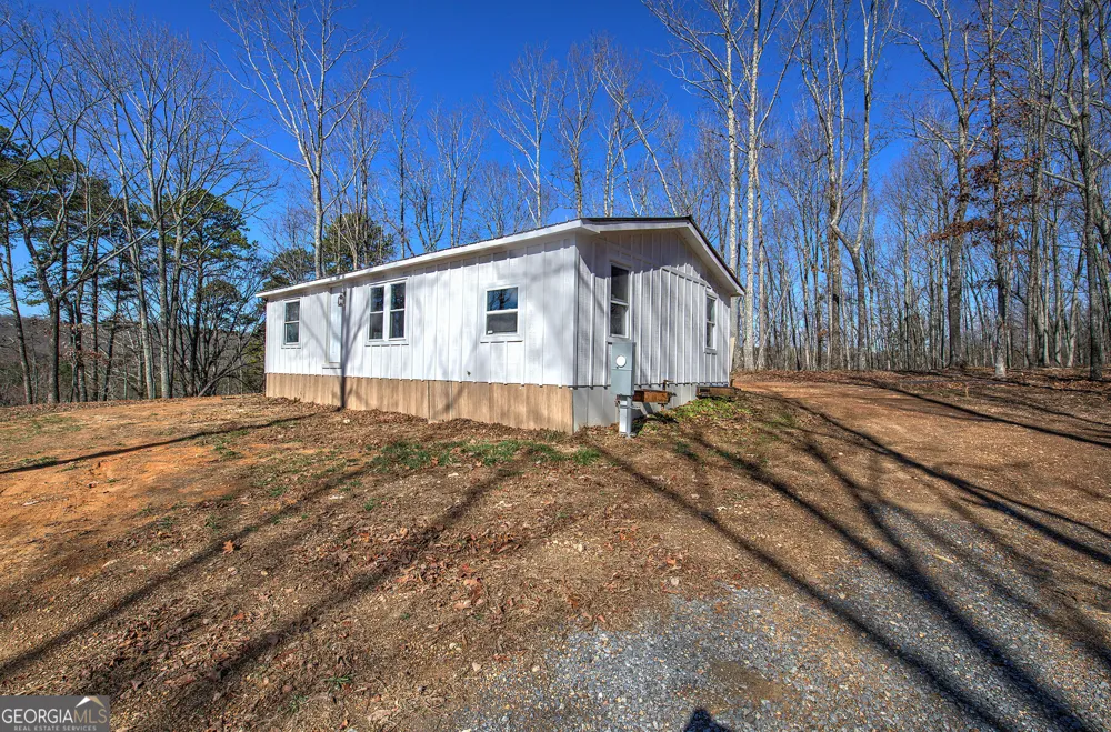 676 Flowery Branch RD Kingston, GA 30145