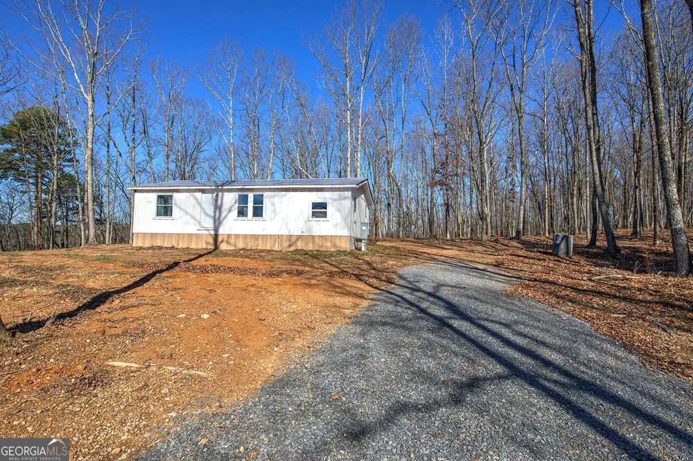 676 Flowery Branch RD Kingston, GA 30145