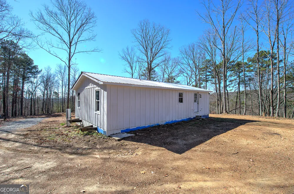 676 Flowery Branch RD Kingston, GA 30145