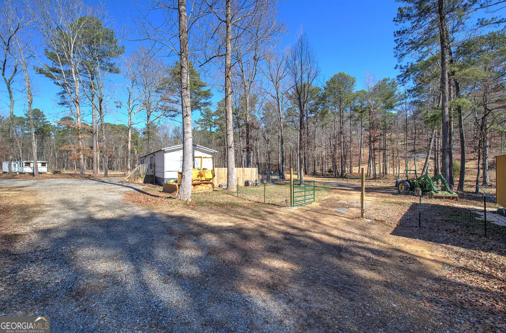 676 Flowery Branch RD Kingston, GA 30145