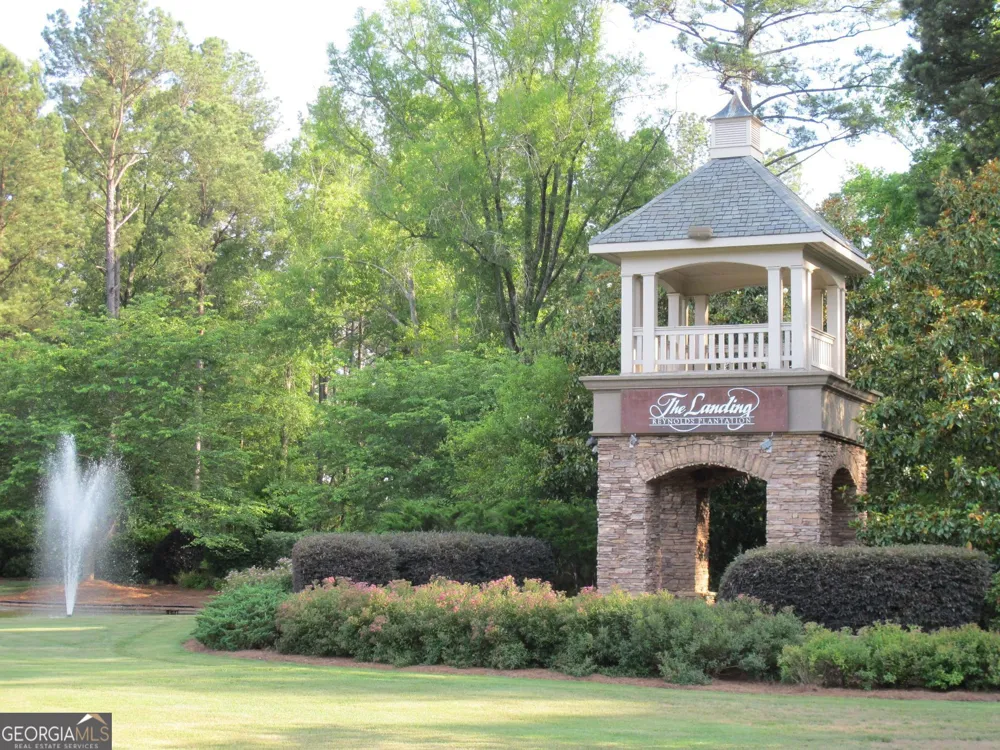 1520 Snug Harbor DR Greensboro, GA 30642
