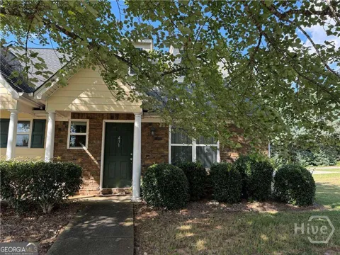 431 Bridgewater WAY