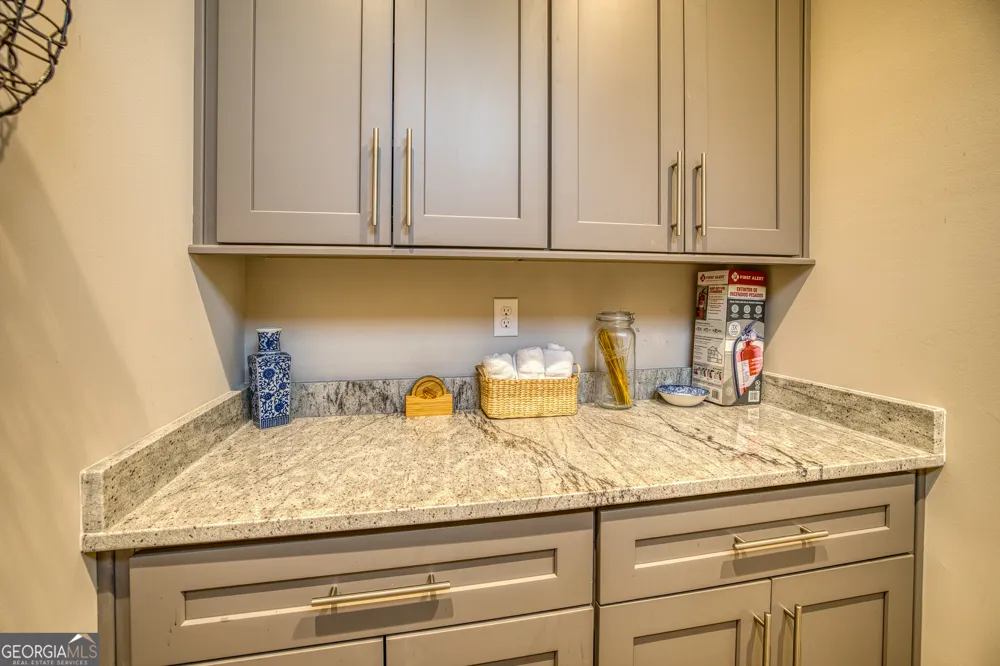 1722 High Summit DR Talking Rock, GA 30175