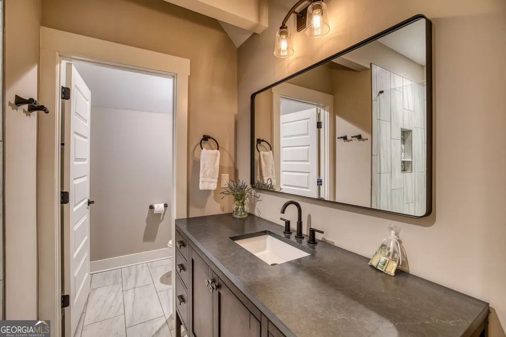 1722 High Summit DR Talking Rock, GA 30175