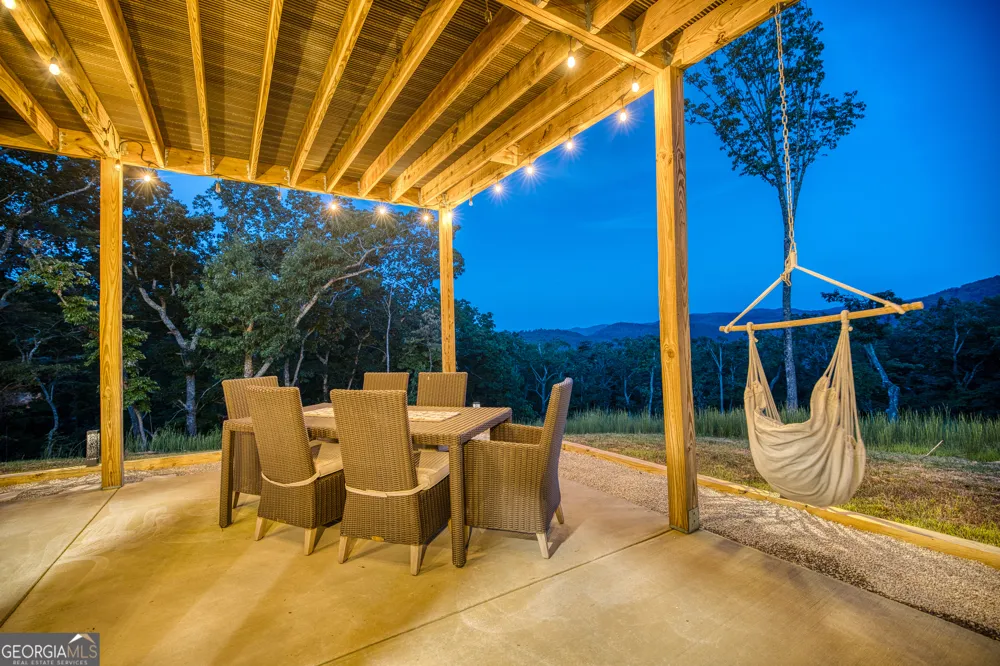 1722 High Summit DR Talking Rock, GA 30175