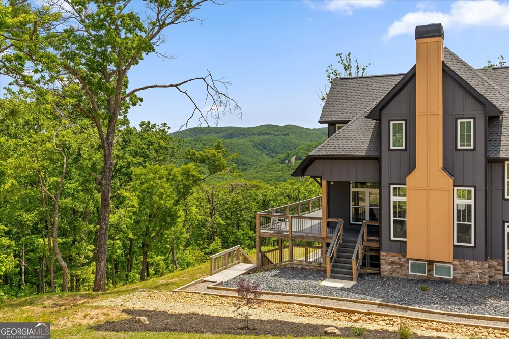 1722 High Summit DR Talking Rock, GA 30175