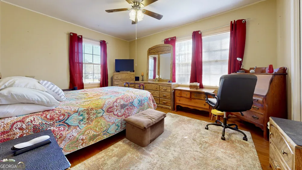 1613 Camellia DR Waycross, GA 31501