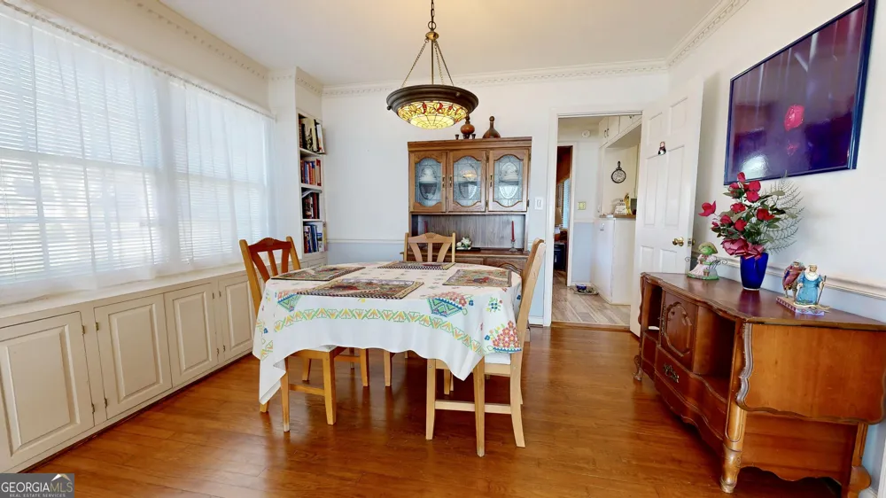 1613 Camellia DR Waycross, GA 31501