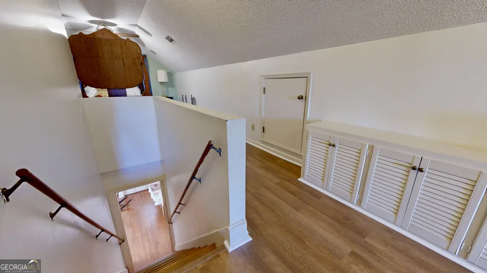 1613 Camellia DR Waycross, GA 31501