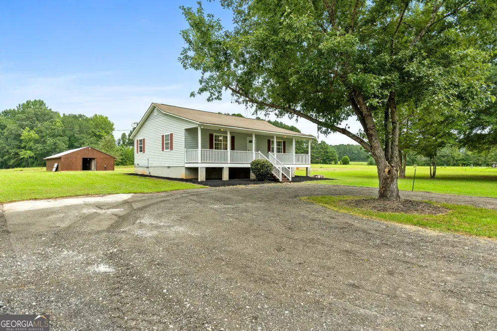 3255 Alvaton RD Gay, GA 30218