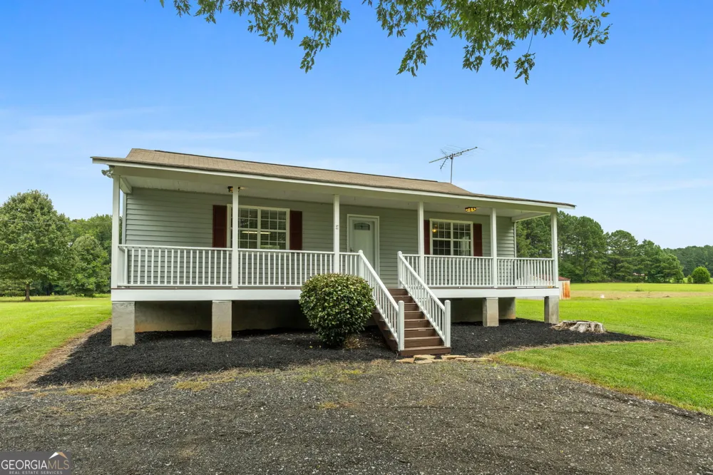 3255 Alvaton RD Gay, GA 30218