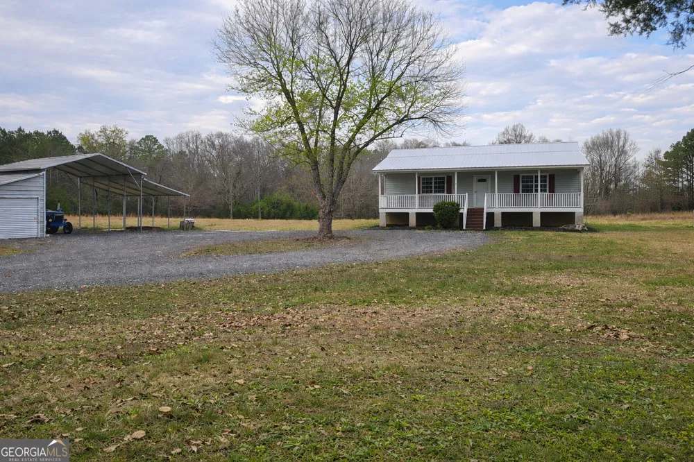 3255 Alvaton RD Gay, GA 30218