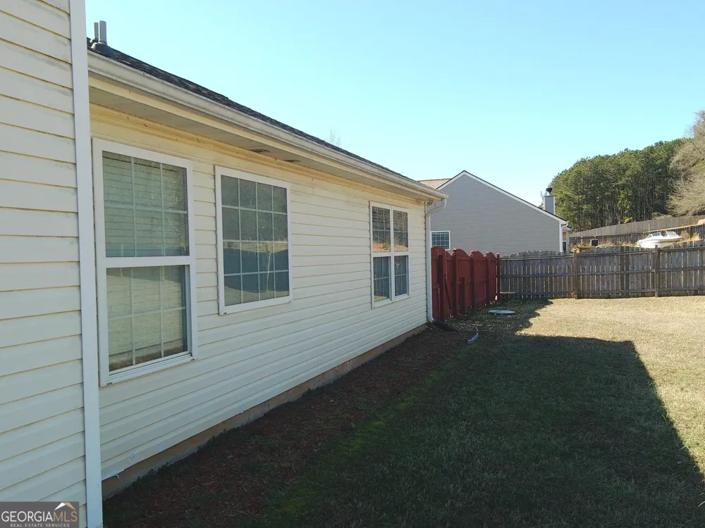 907 Downing DR Bethlehem, GA 30620