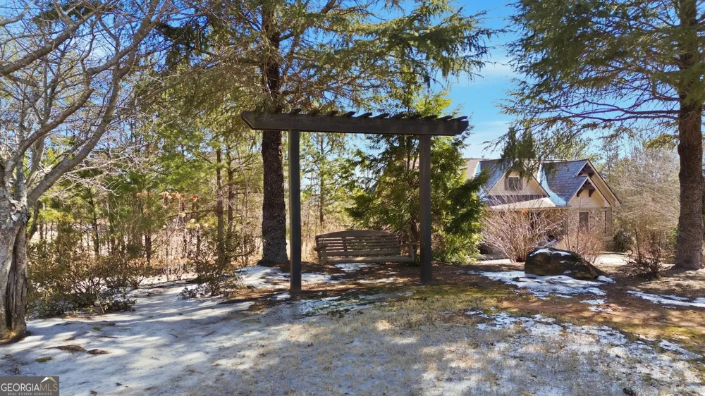 101 Cottage LN Toccoa, GA 30577
