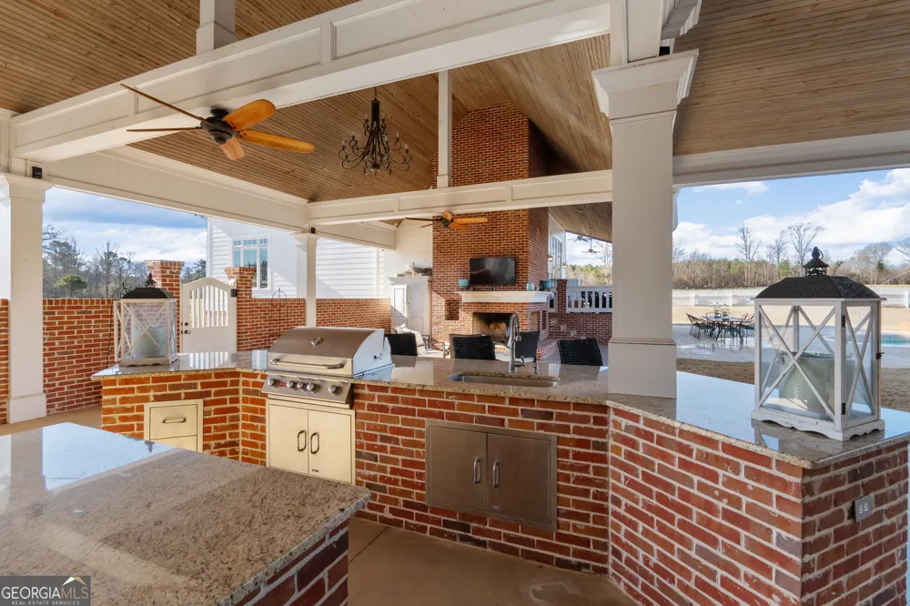 31 Duck Pond RD Roopville, GA 30170