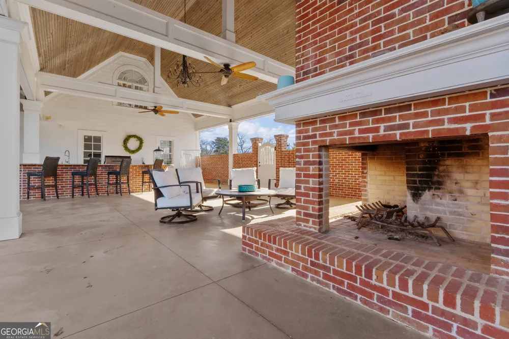 31 Duck Pond RD Roopville, GA 30170