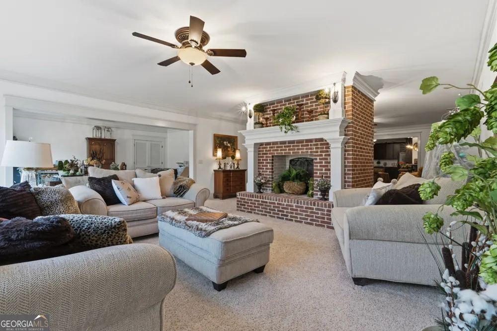 31 Duck Pond RD Roopville, GA 30170