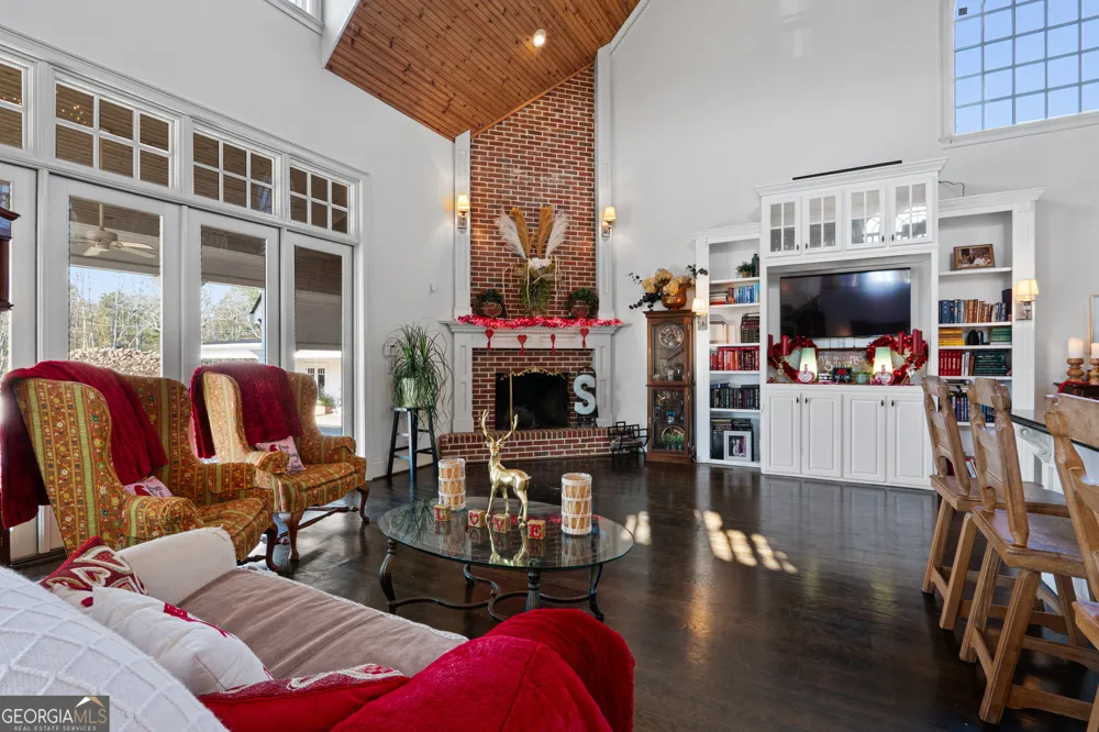 31 Duck Pond RD Roopville, GA 30170