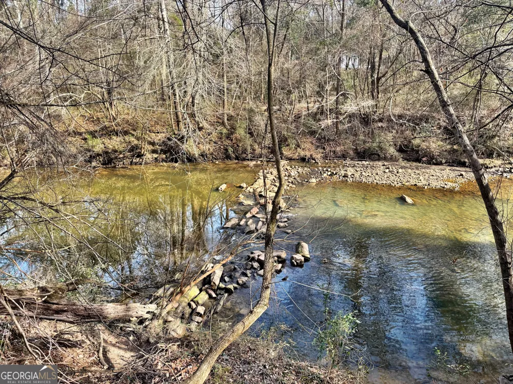 6411 Columbus RD Lizella, GA 31052