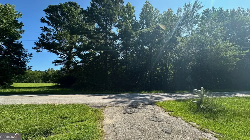 0.94 AC Warren RD White Plains, GA 30678