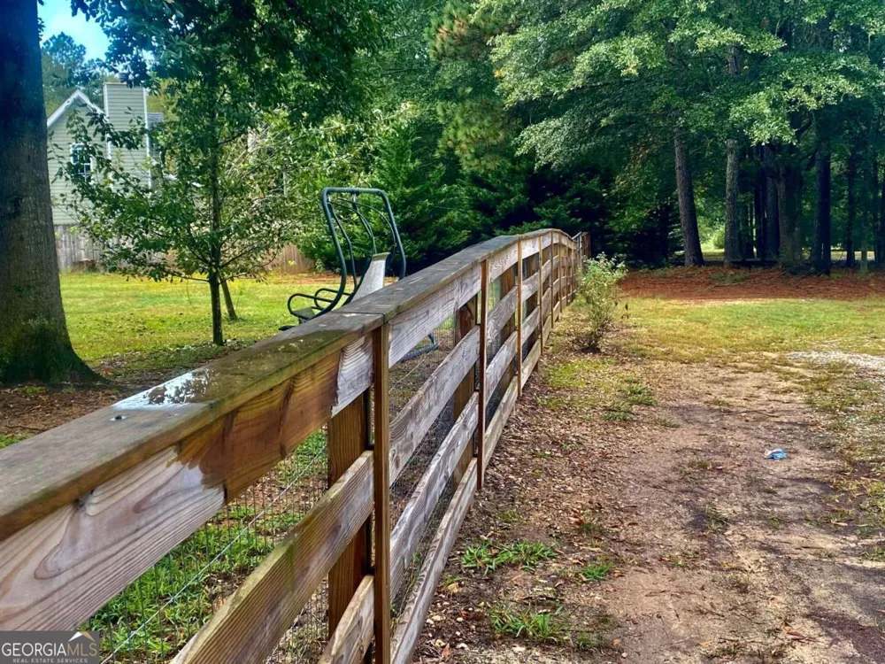 290 Poplar Creek RD Stephens, GA 30667
