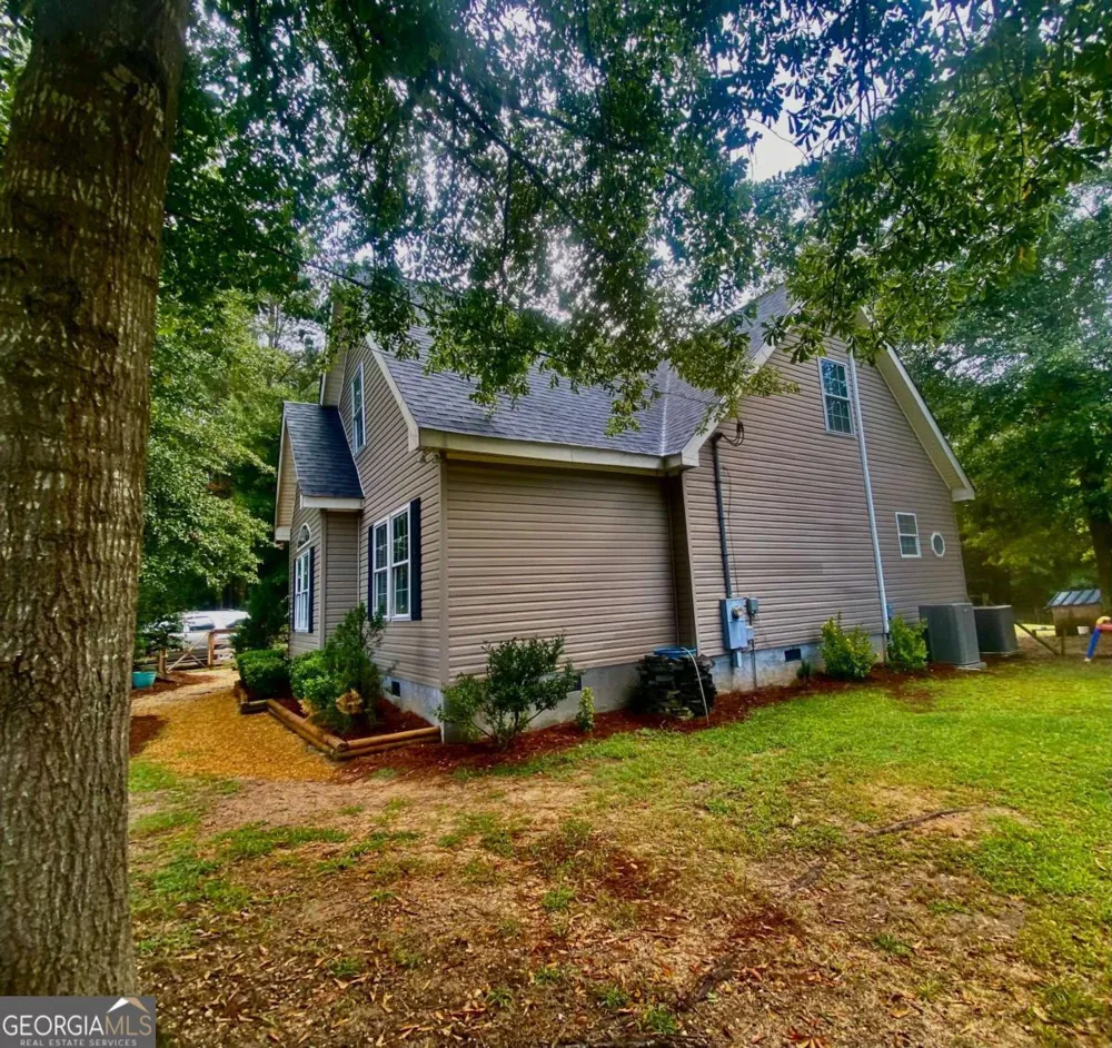 290 Poplar Creek RD Stephens, GA 30667