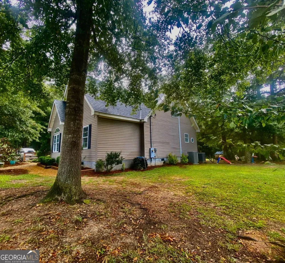 290 Poplar Creek RD Stephens, GA 30667