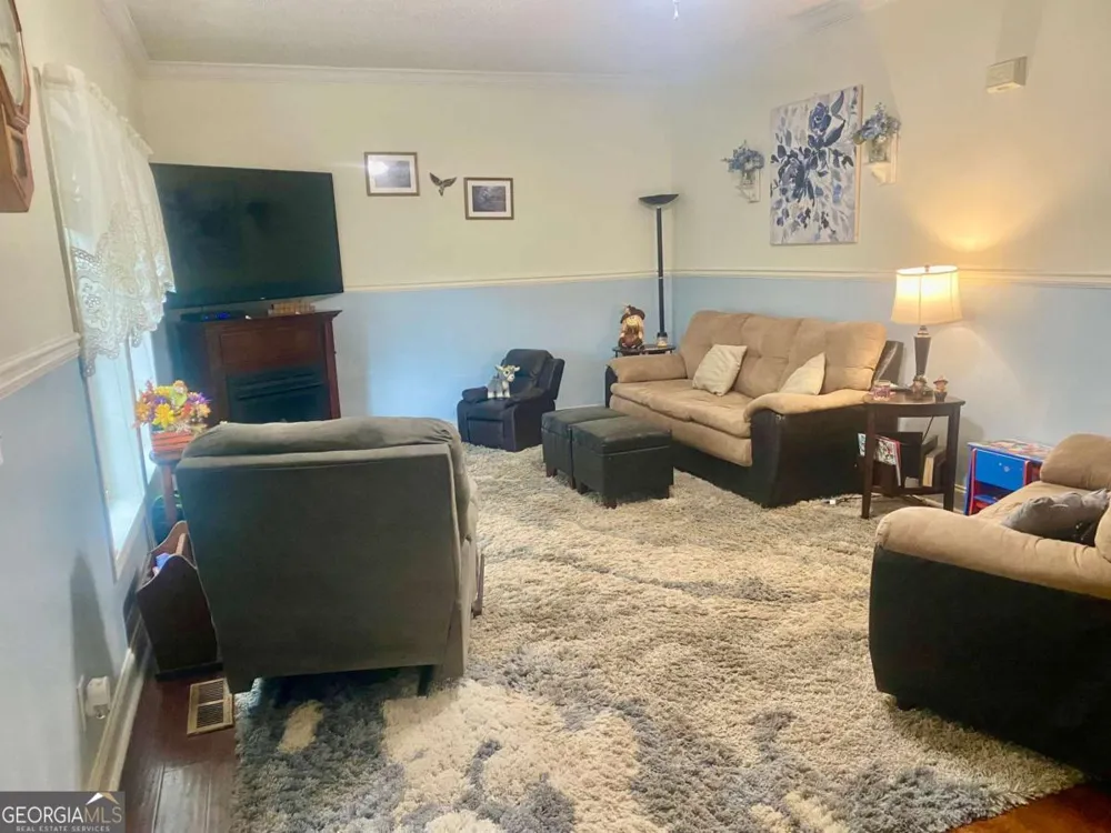 290 Poplar Creek RD Stephens, GA 30667