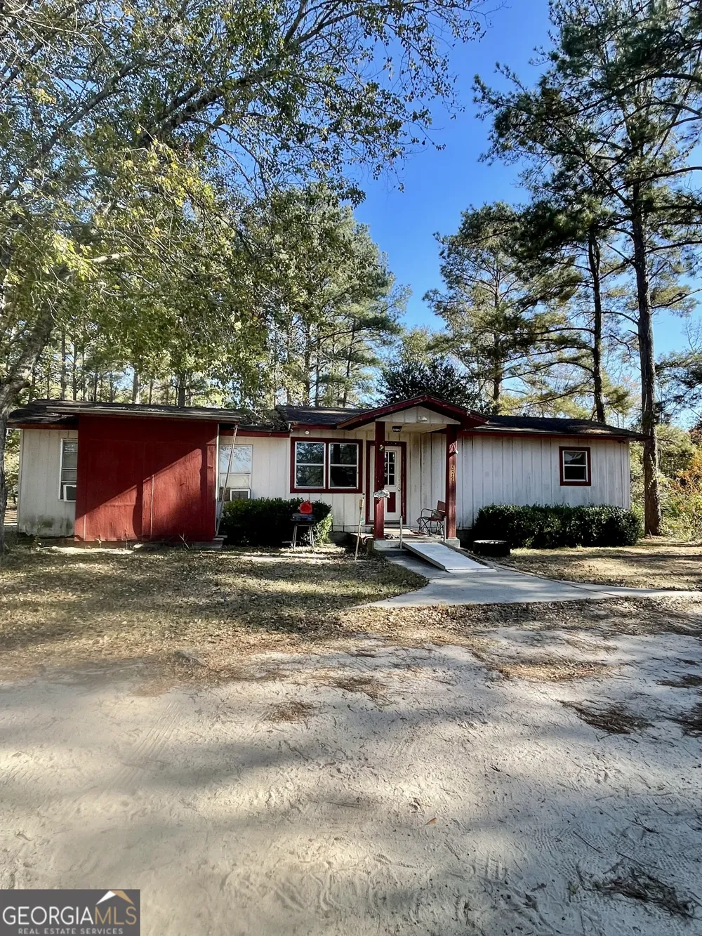 529 Irish Lake Circle