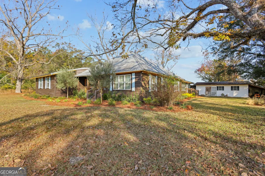 5466 Robbin RD Patterson, GA 31557