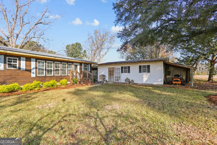 5466 Robbin RD Patterson, GA 31557