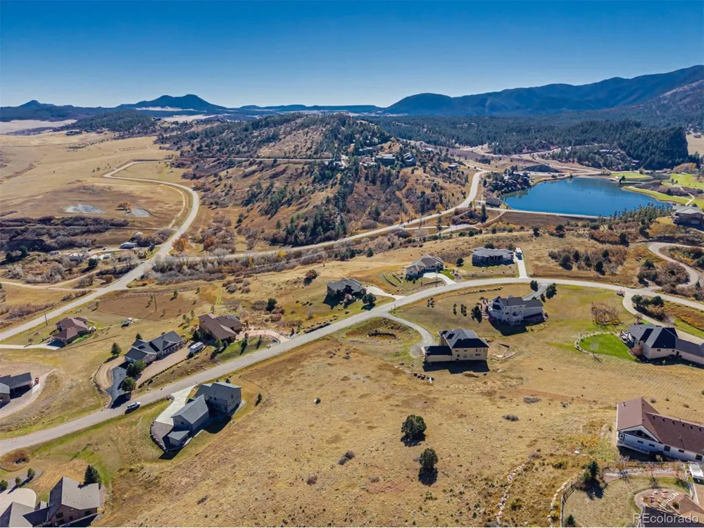 5291 Country Club Drive Larkspur, CO 80118