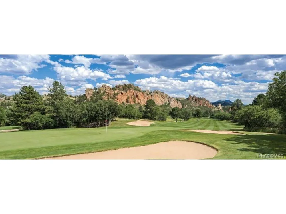 5291 Country Club Drive Larkspur, CO 80118