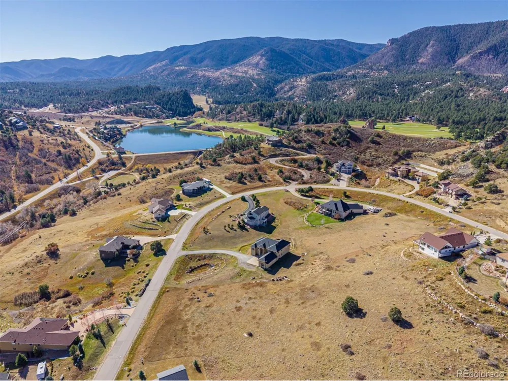 5291 Country Club Drive Larkspur, CO 80118