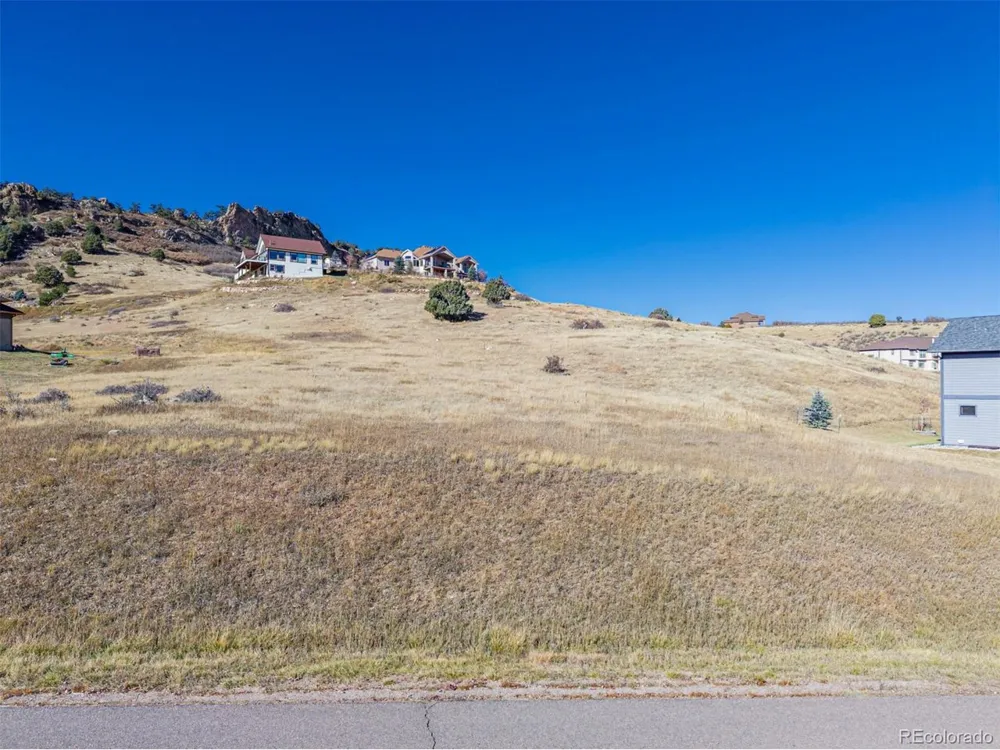 5291 Country Club Drive Larkspur, CO 80118