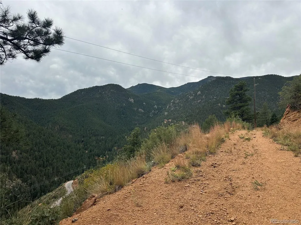 201 Founders Place Manitou Springs, CO 80829