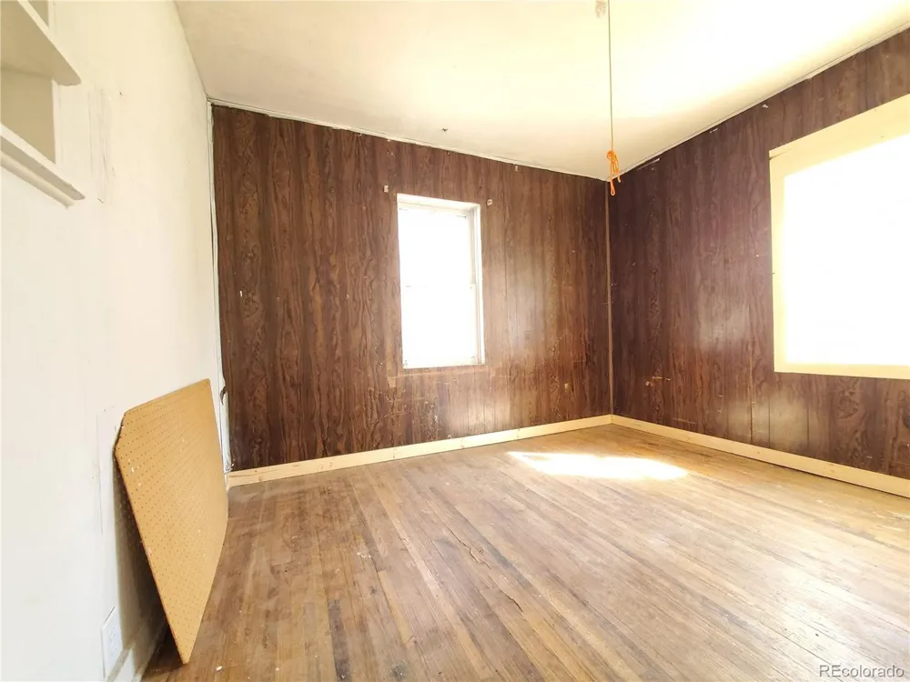 102 S 12th Street Lamar, CO 81052