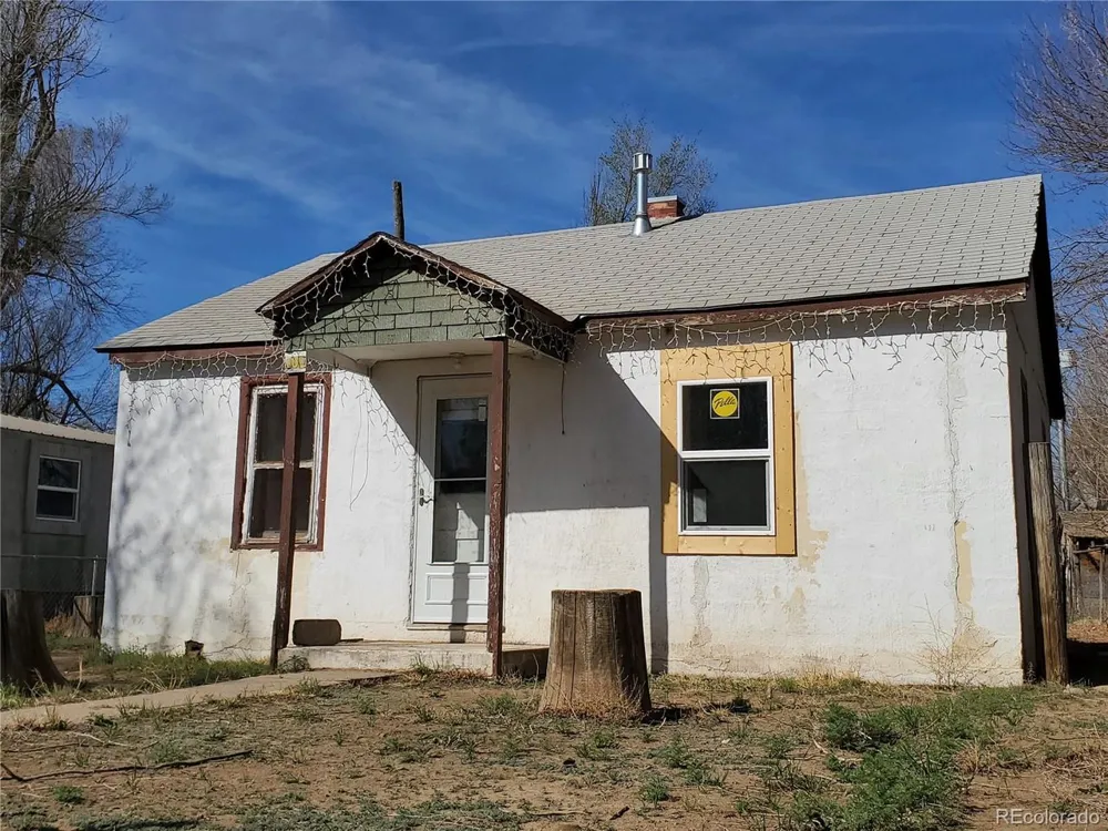 102 S 12th Street Lamar, CO 81052