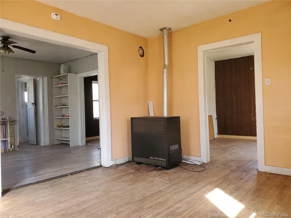 102 S 12th Street Lamar, CO 81052