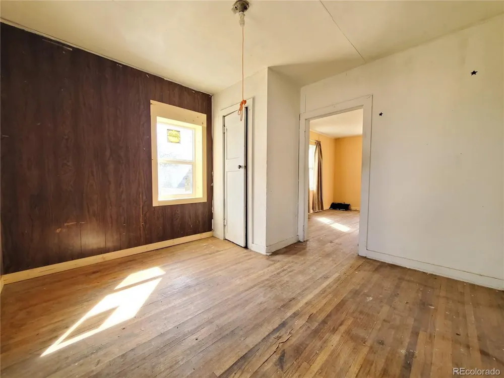 102 S 12th Street Lamar, CO 81052