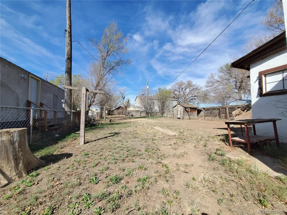 102 S 12th Street Lamar, CO 81052