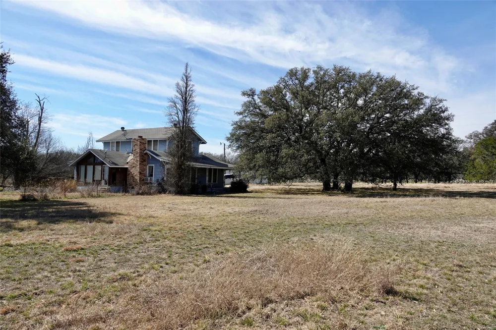 981 W Hwy 84 Mullin, TX 76864
