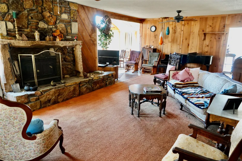 981 W Hwy 84 Mullin, TX 76864