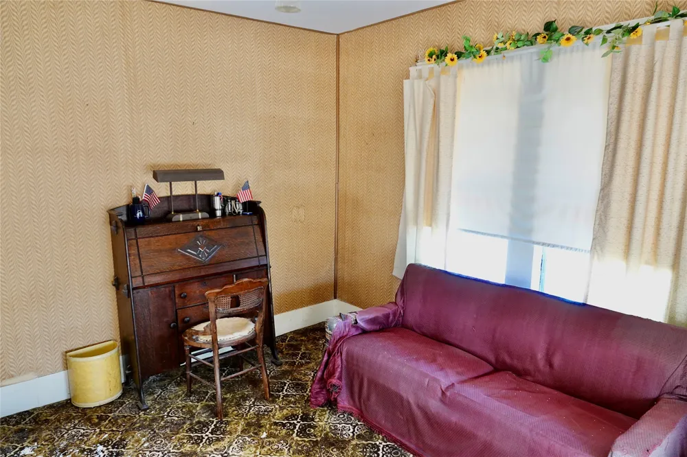 981 W Hwy 84 Mullin, TX 76864