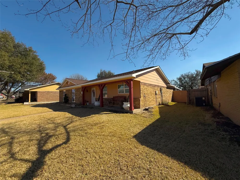 1410 Bowie Street Garland, TX 75042