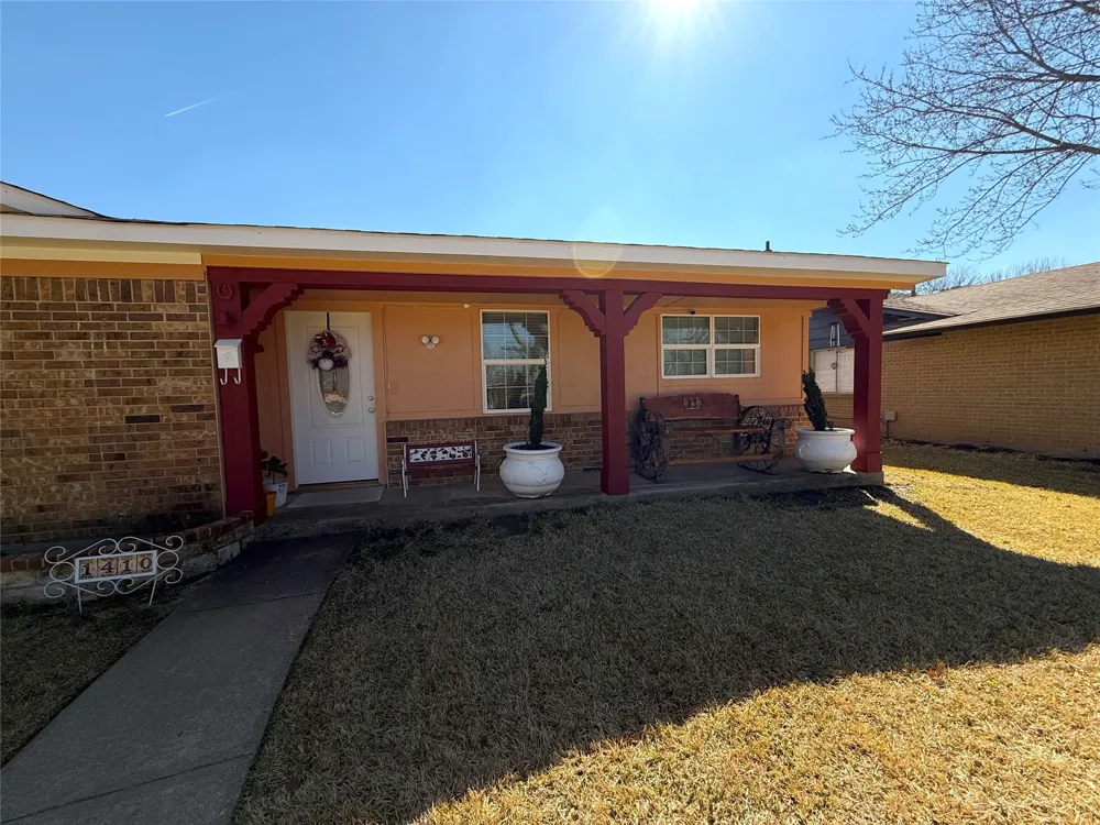 1410 Bowie Street Garland, TX 75042